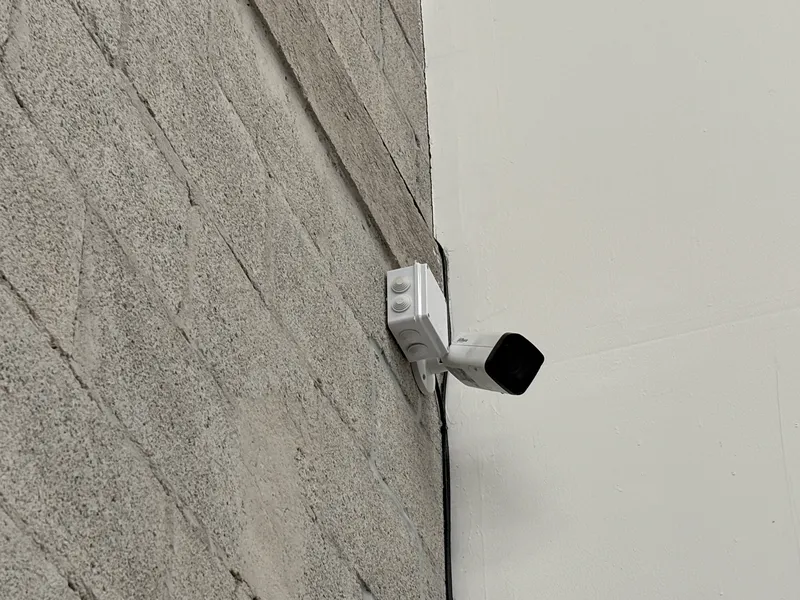 Videovigilancia exterior empresa corporativo Querétaro