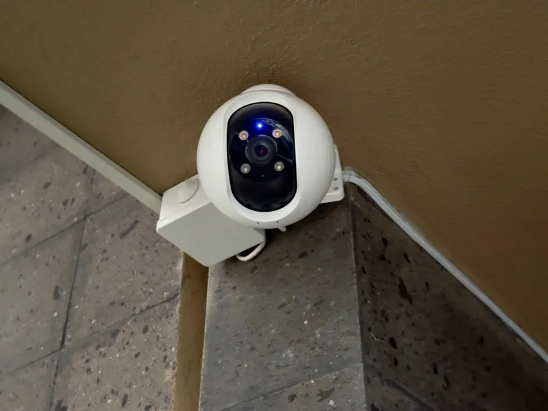 Instalación cámaras HD corporativo Juriquilla
